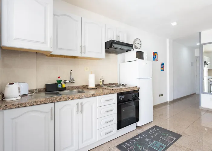 Home2book Charming Pool & Terrace Americas أرونا