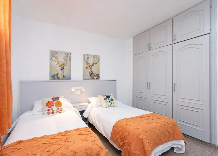 Home2book Charming Pool & Terrace Americas شقة